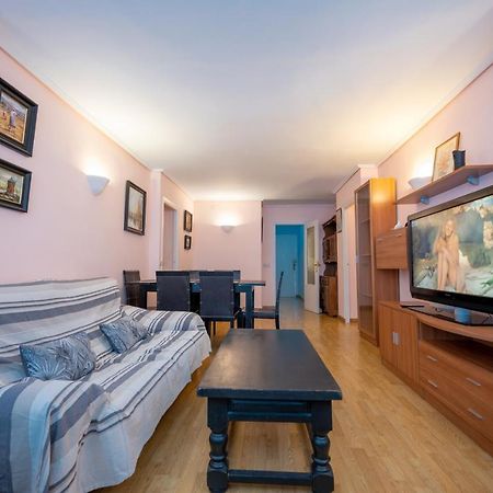 Beautiful Parque Loix 4 Bedroom Apartment Shared Pool, Tennis Court Benidorm Kültér fotó