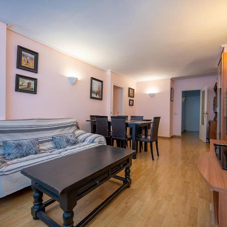 Beautiful Parque Loix 4 Bedroom Apartment Shared Pool, Tennis Court Benidorm Kültér fotó